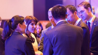 荷兰外贸合作大臣率团访华签下5亿欧订单