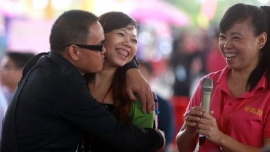 2013年东莞举办的港粤万人相亲会现场